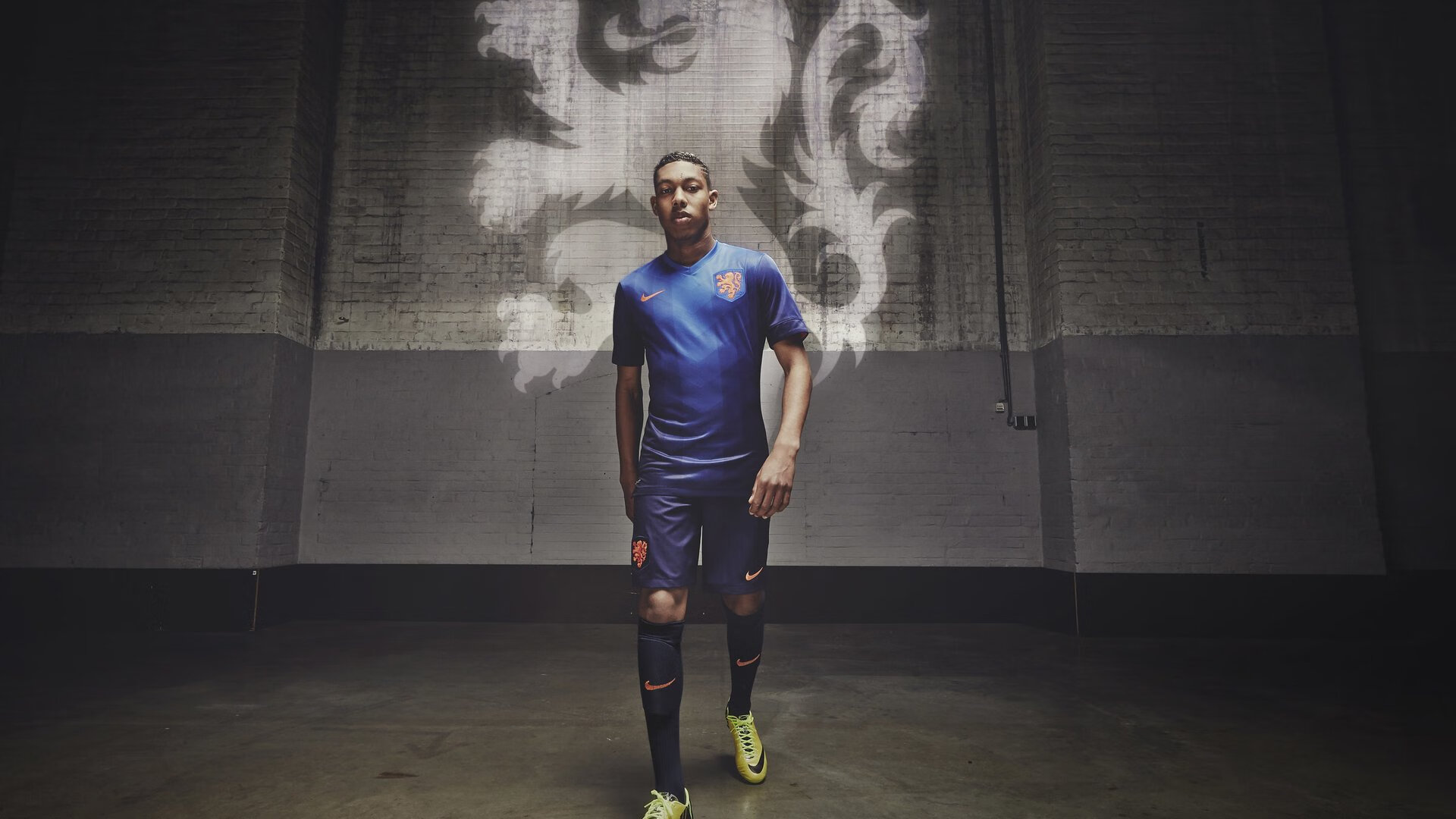 国足历史比赛进攻方式演变分析，国足历史比赛进攻方式演变分析图